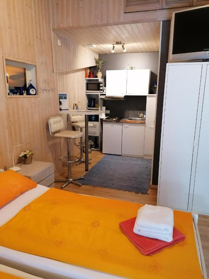 Appartement B Und E Roeck à Meckenbeuren Extérieur photo